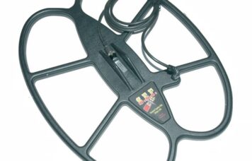 Le disque 21x16 et son protège-disque pèsent 511 grammes, contre 680 grammes pour le disque 23x30 et son protège-disque, tandis que le disque 38 cm ne pèse que 760 grammes avec son protège-disque !