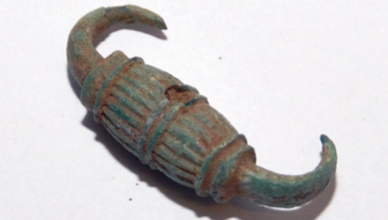 Agrafe non répertoriée dans l’étude