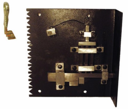 Reconstitution d’une serrure romaine utilisant une clé à translation aussi appelée laconienne.