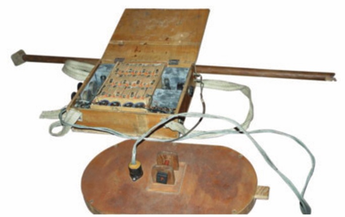 La conception du Mark 1 était tellement bonne qu’il fut utilisé pendant plus de 50 ans par certaines armées ; c’est un peu le père de tous les détecteurs de mines.