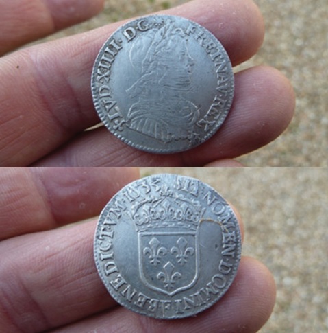 Quart d’écu à la mèche longue pour Angers (1651) trouvé par Patrick61 ; monnaie frappée à seulement 5 136 exemplaires.